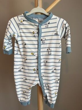 ⭐️⭐️ PICK 5 / $20 H&M Baby Blue Striped Snoopy One-Piece Romper 0-3M